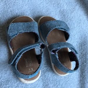 Toms sandals